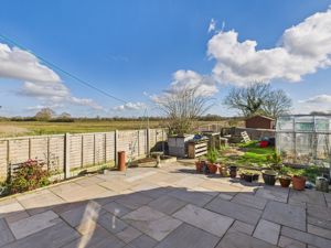 Rear patio/garden- click for photo gallery